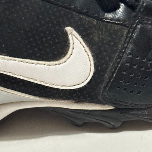 Nike Youth Black White Football Cleats Land Shark Athletic Shoes 4Y - Picture 9 of 16